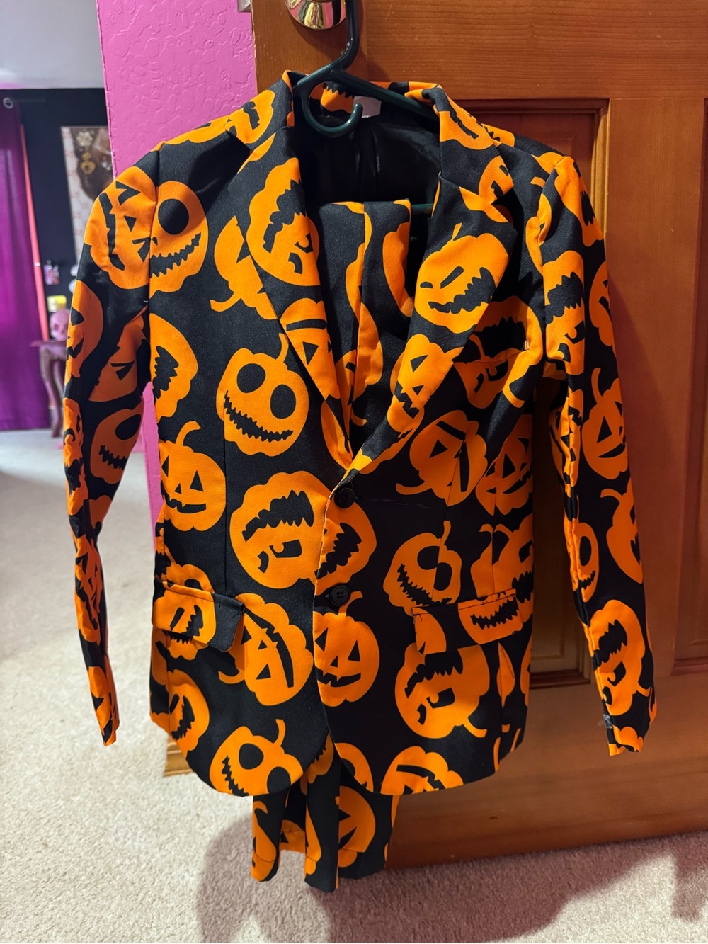 Spirit Kids Black pumpkin Jack-o'-Lantern Print 10-12